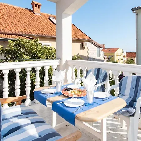 Gaestezimmer Fuer 2 Personen Ca 20 Qm In Stankovic Bei Orebic, Dalmatien Sueddalmatien - B60421 Apartment
